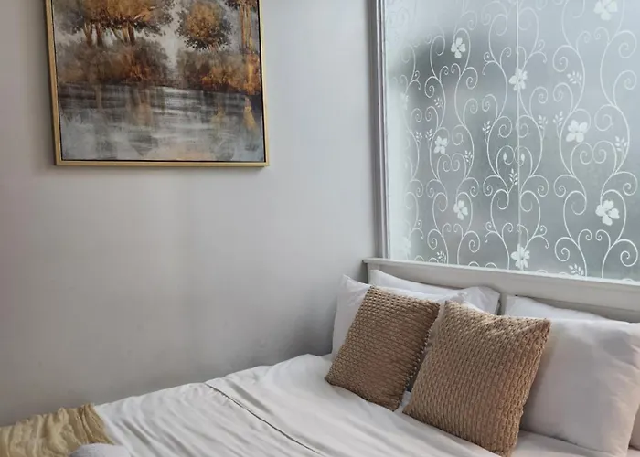 The Grass Residences By Reese T52037 Apartahotel